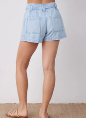 Bella Dahl Hailey Pleated Shorts in Sun Faded Wash