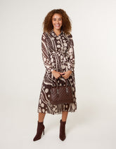 Abstract Polka Dot Dress And Metallic Striped Button Collar Dress