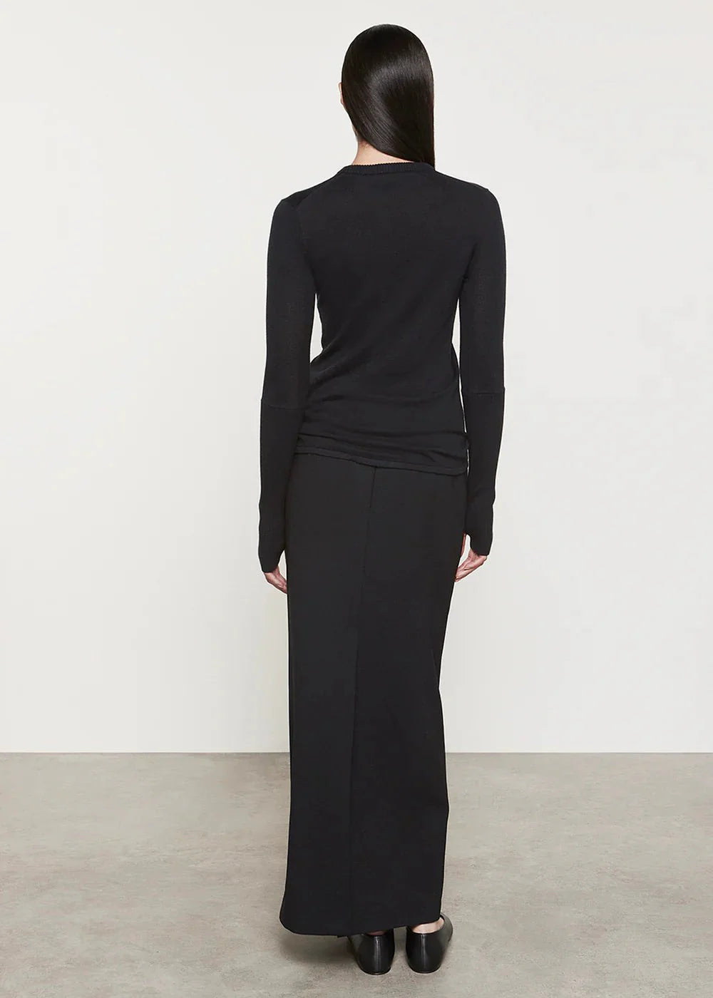 Enza Costa Fine Cashmere Knitted Crewneck Sweater in Black