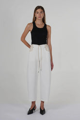 ética Jackson Barrel Pant in White Light