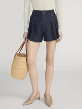 Frame The Structural Short in Rinse