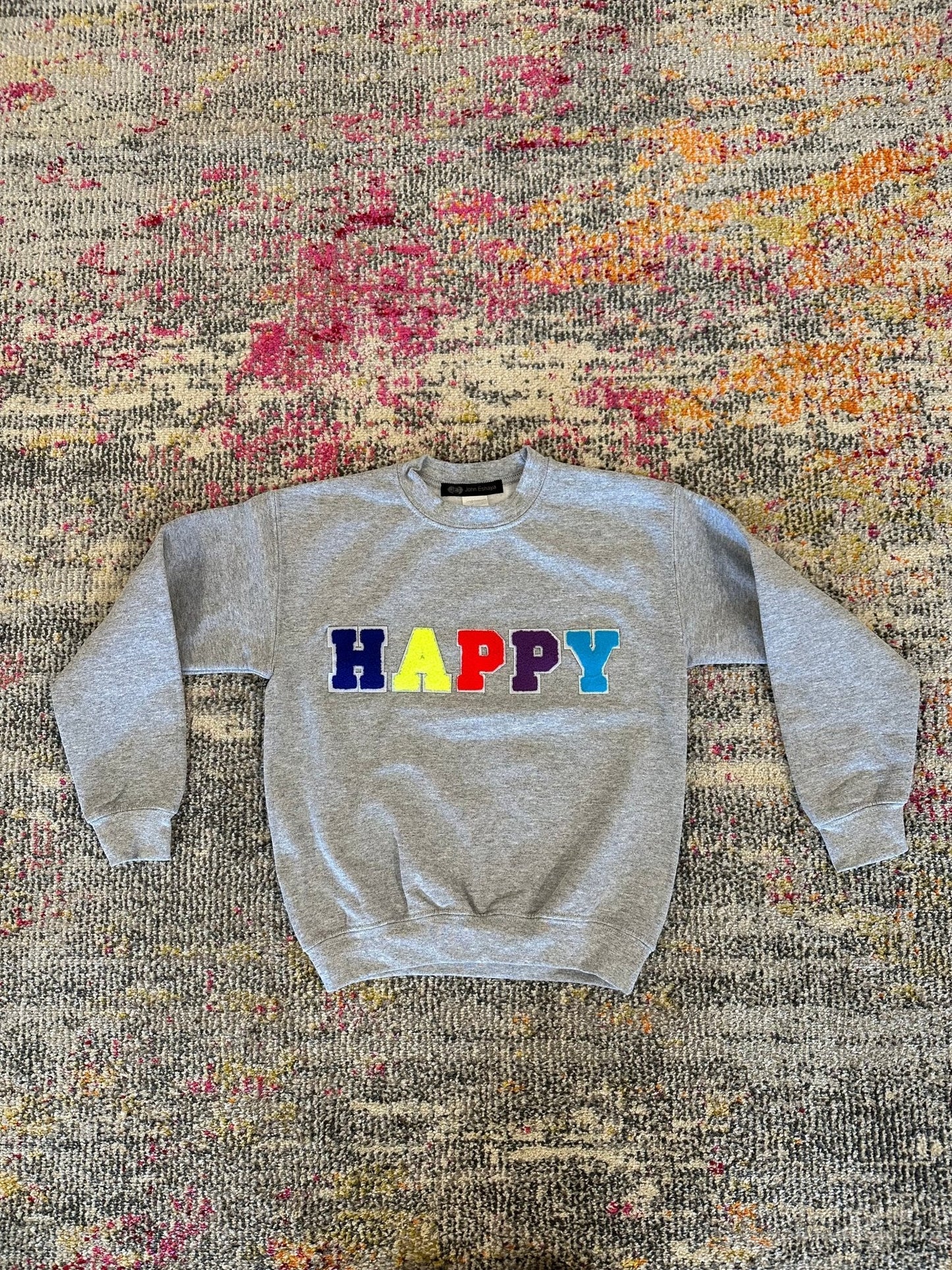 JET Fuzzy Letter Happy Crewneck in Grey