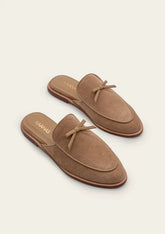 Kaanas Patt Suede Mule w/ Piping in Natural