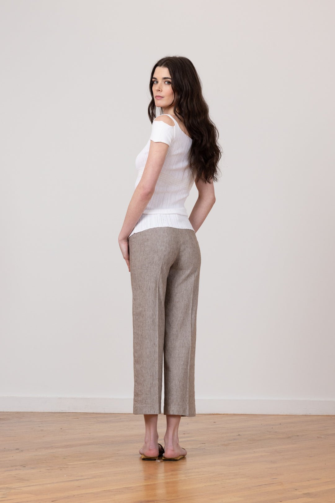 Avenue Montaigne Alex Linen in Mushroom