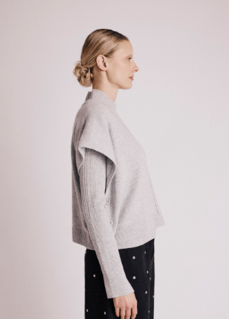 Berenice Antaloe Sweater Set in Grey