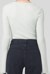 Citizens Of Humanity Anni V Neck Top in Ophelia