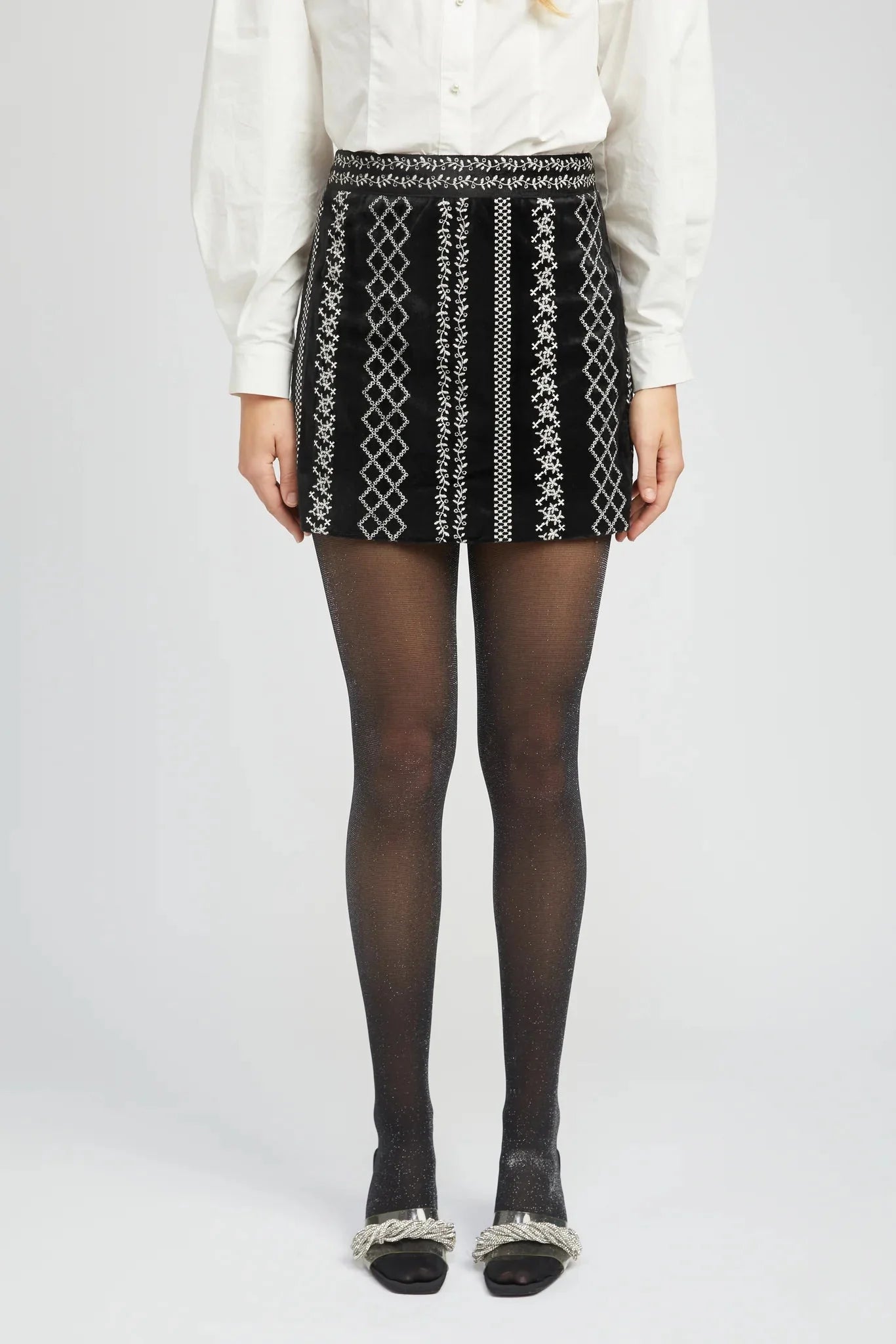 En Saison Kira Mini Skirt in Black