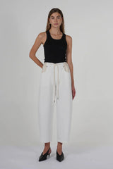 ética Jackson Barrel Pant in White Light