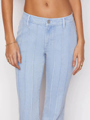 Frame Pintuck Low Rise Flare in Vanderbilt