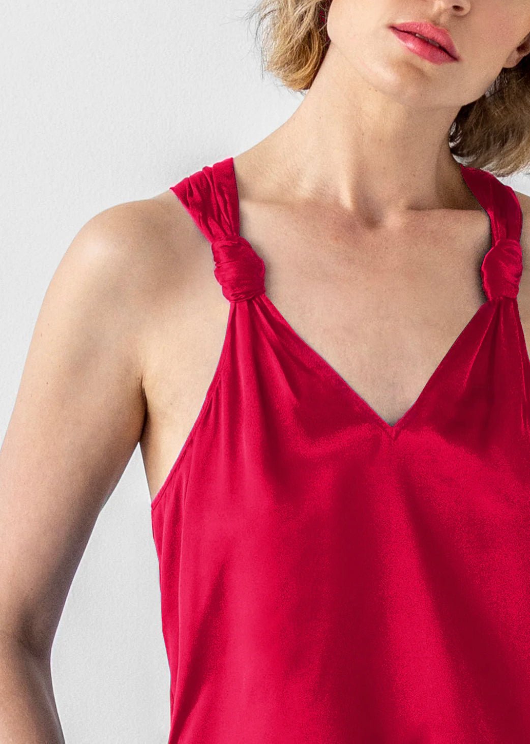 Go Silk Go Tied Up in Knots Top in Lipstick