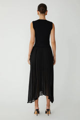 JS71 Selmia Dress in Black