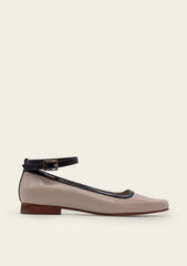 Kaanas Goia Leather Ballerina in Black White