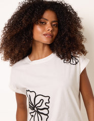 T-Shirt With Big Floral Embroidery